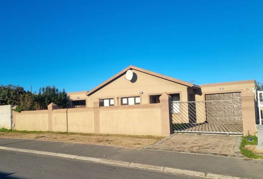 3 Bedroom Property for Sale in Croydon Western Cape